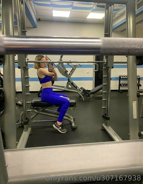 kira kitsune model sex galleries