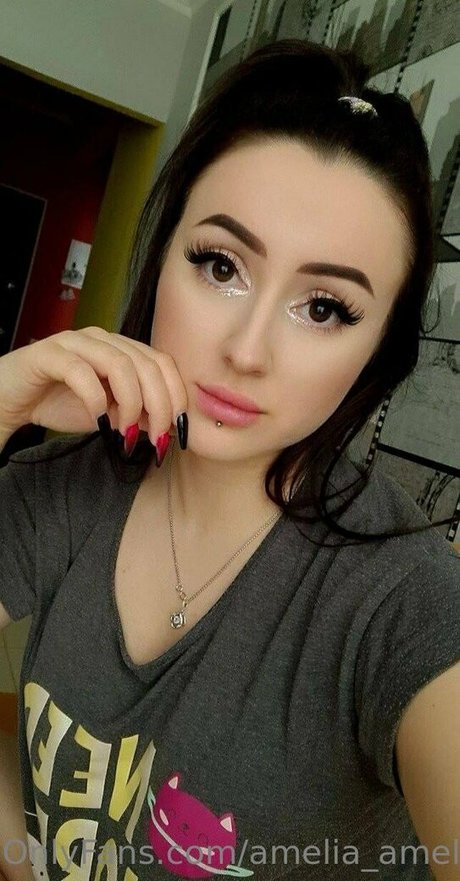 amelia ameli model hot img