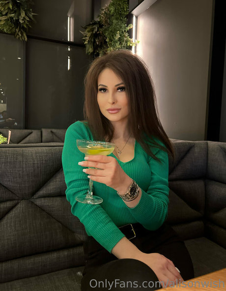 alisonwish nude star pictures