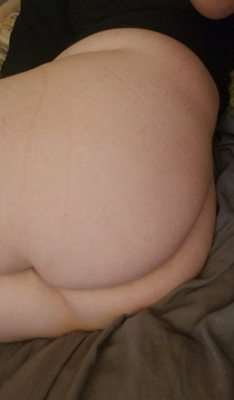 brunette petite onlyfans hot sexy pic