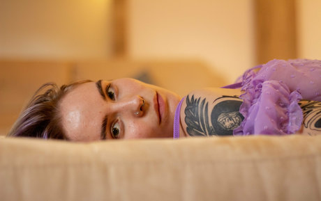 deli eva erotic model photos