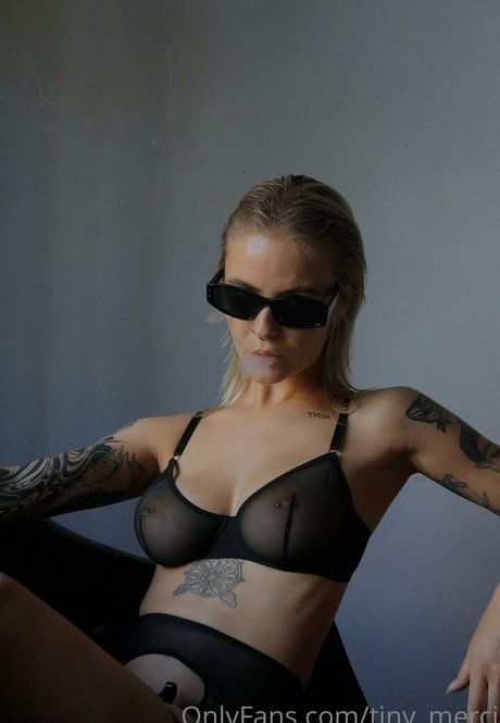 deli eva top model images