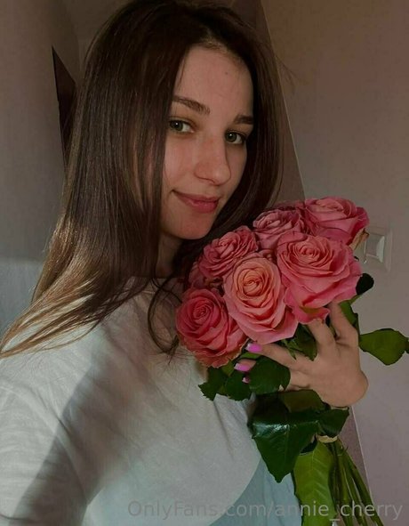 annie cherry porn star pic
