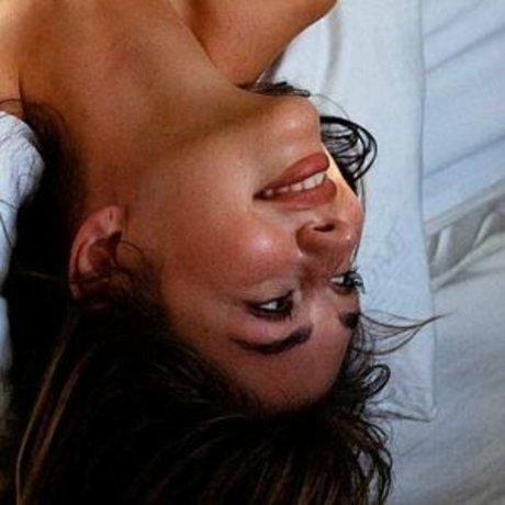 Lilly Lagodka model art images
