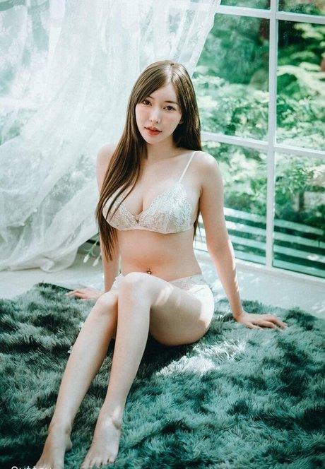 Champ Emmita nice star pics