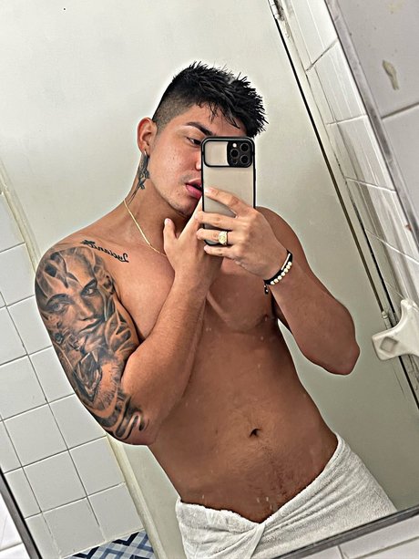 Andres Mojica model naked archive