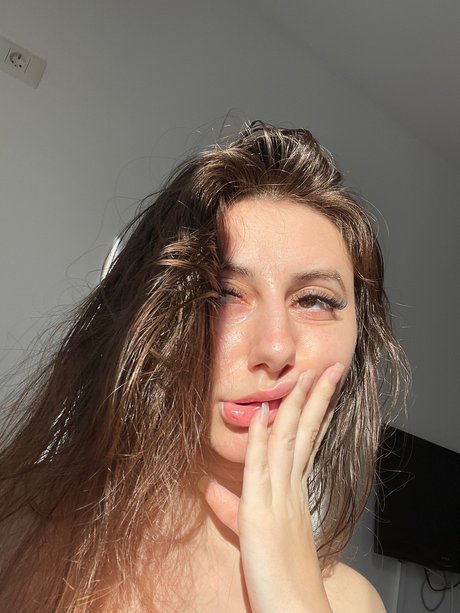 ALEXANDRA FREE nice actress photo
