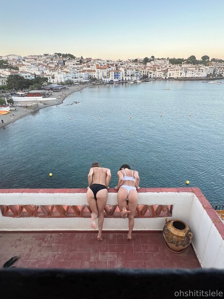 Lele O model hot photo