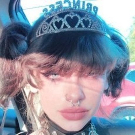 Plushy Princess star naked gallery