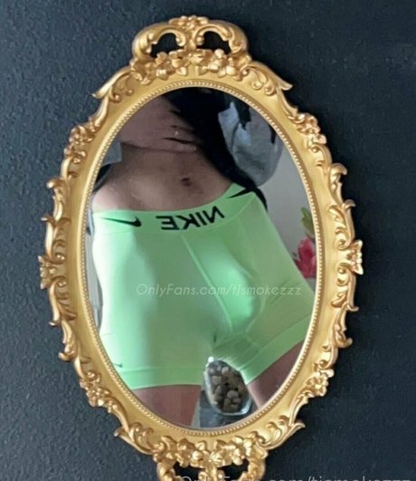 tjsmokezzz xxx model gallery