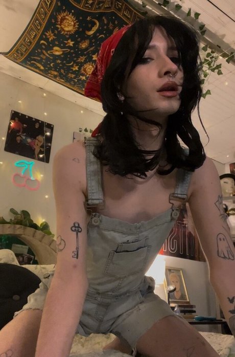 Cherry Darling pornstar naked picture