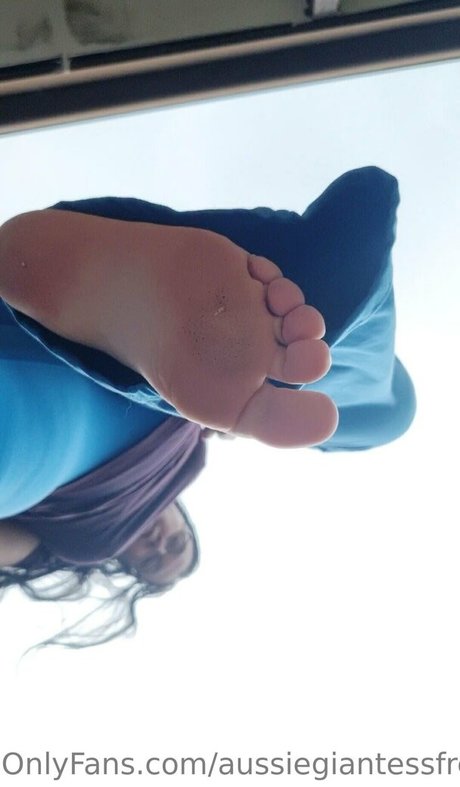 aussiegiantessfree star nude img