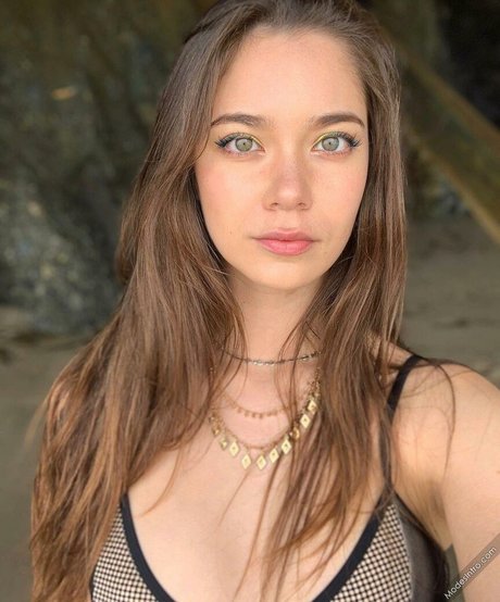 Melodi Flack model pornographic gallery