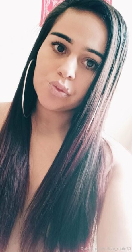 bee main69 xxx model img