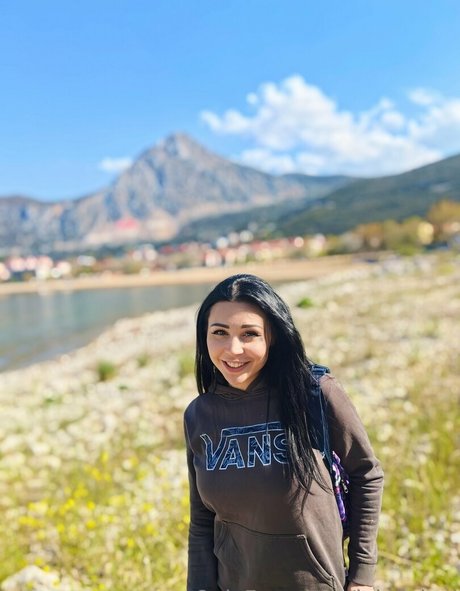 lola pixel star nude pictures