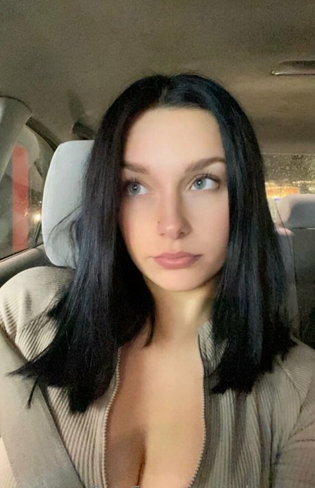 jaderayxo pretty pornstar img