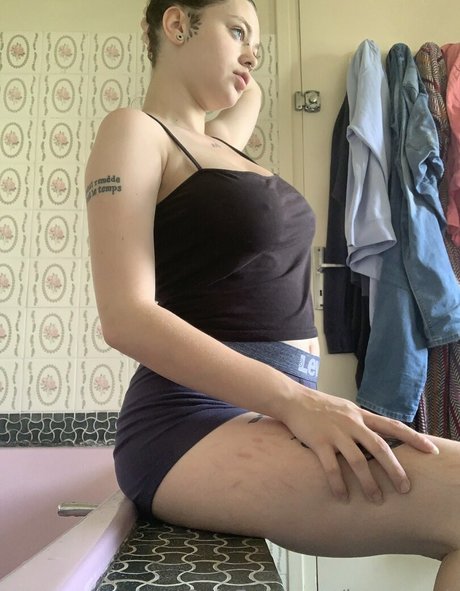 jeanneosk xxx model img