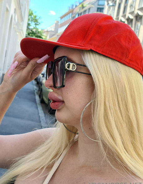 vivianrosefree actress pic