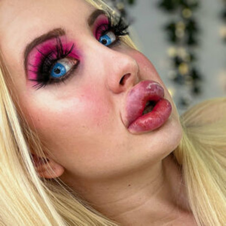 vivianrosefree beautiful pornstar image