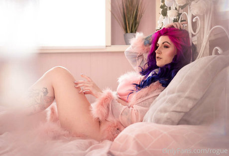 rogue nude star images