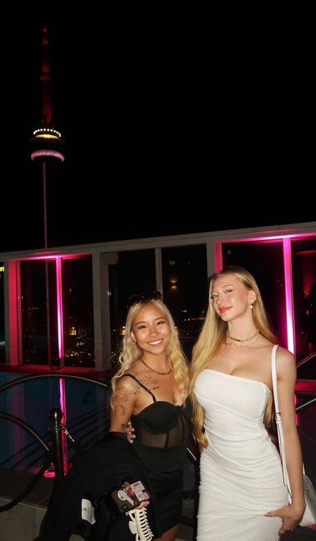 sophia ilysm hot pornstar photos