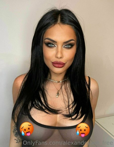 alexandra ale free star high quality photo