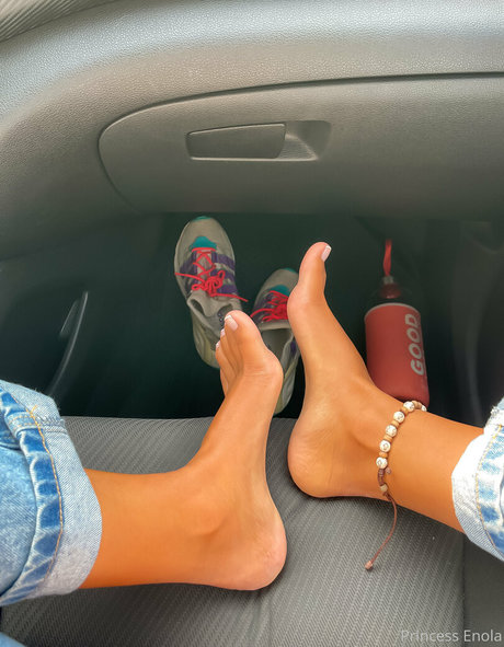 shemale creampie onlyfans beautiful photos