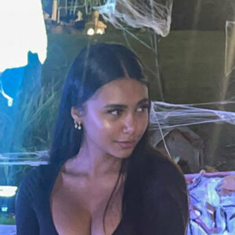 mycamilagomez nude model archive