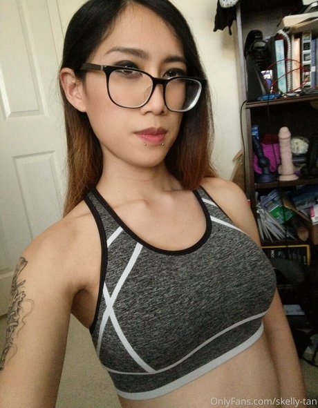 skelly tan adult star photo