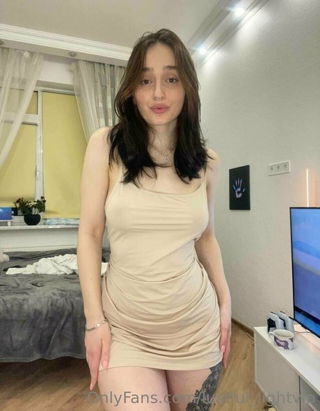 lustful lightvip free model images