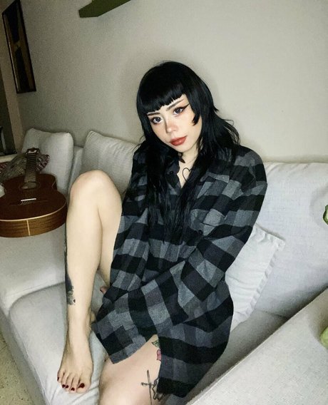 bdsmmistressroxy star naked img