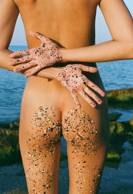 Julia Slip xxx pornstar image