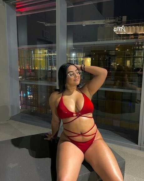 axhcaxh xxx pornstar archive