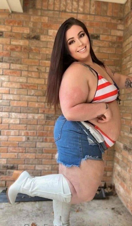 strip nude onlyfans exclusive pics