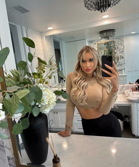 Nikita Sullivan pornstar nudes pictures