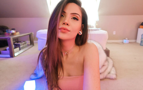 jessicagoldingfree hot model picture