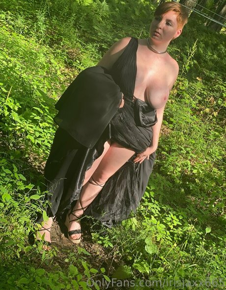 irisjaxx665 pretty model pictures