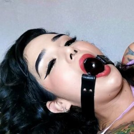 tresjoliepinup art pornstar pictures