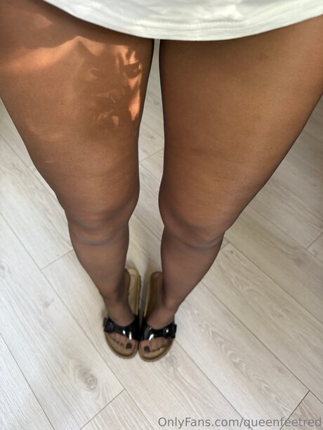 Queenfeetred star photos