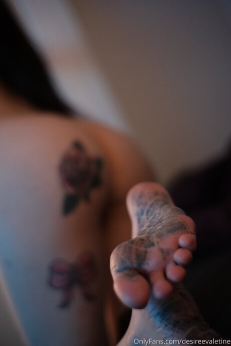 DollFaceDesy exclusive pornstar galleries