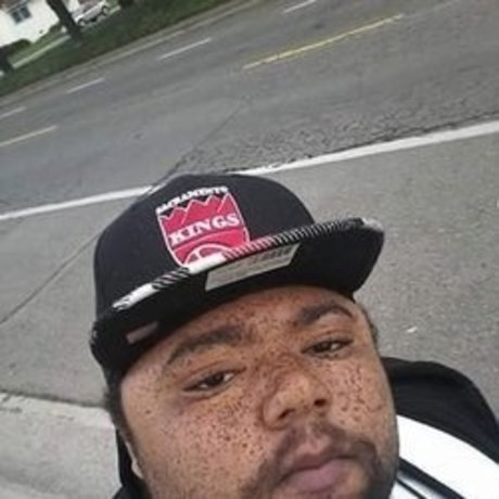 FatDickPapi naked model photo