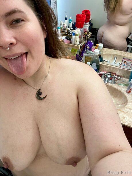 r NO PPV xxx actress image