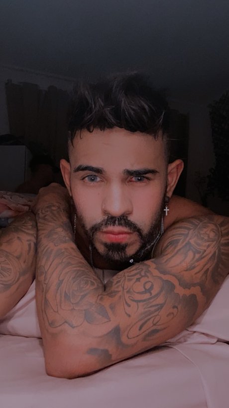 Ronny Aislan 3 6_ naked pornstar photos