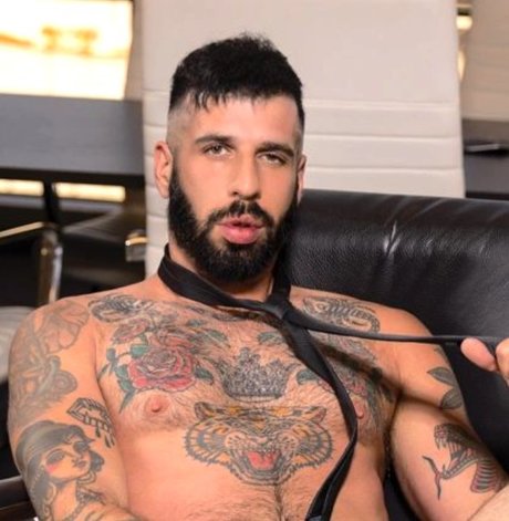 Romeodavisxl 18_ pretty star pic