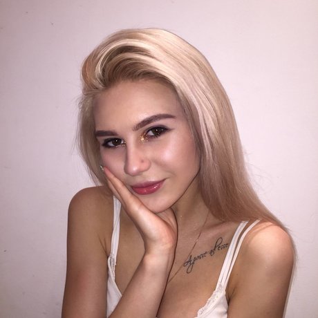Rina Magic FREE_ star free gallery