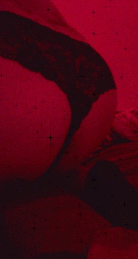 Satan s Mistress pornstar naked picture