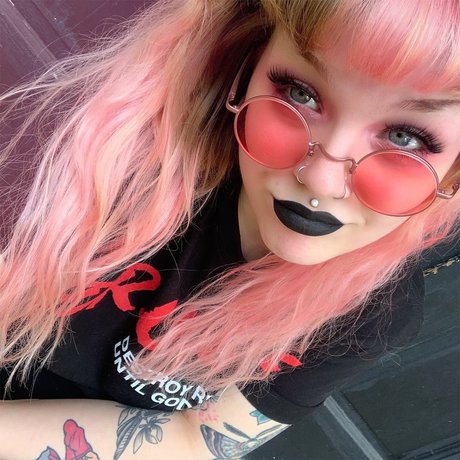 rottenxpeaches pornstar art images