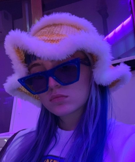 Ashnikko exclusive model archive