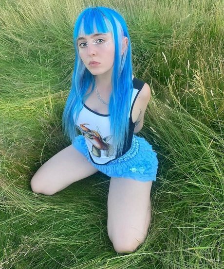 Ashnikko nude star photos