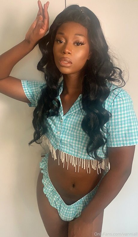 Vanniall nice actress gallery